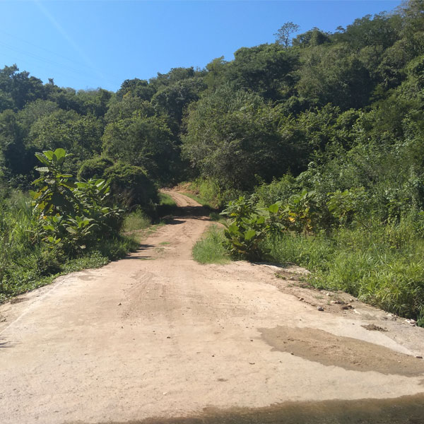 Reconstrucción de camino Lagartero
