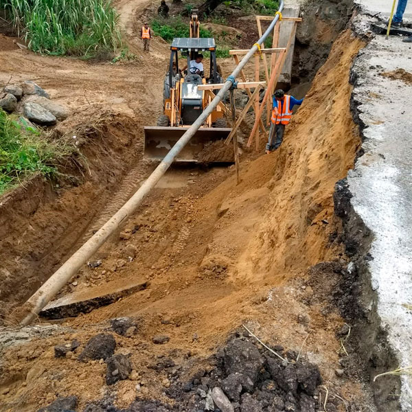 Reconstrucción de camino puente San Antonio